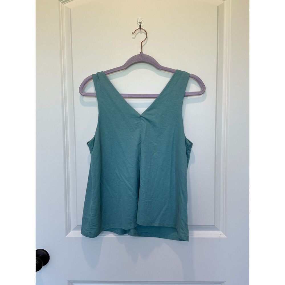 Bobeau Sage Green Knotted Strap V-Neck Tank Top Size Medium